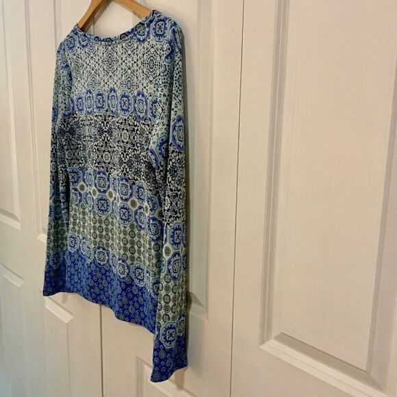 The Limited Blue Green Geometric Boho Print Long Sleeve Top Large - Picture 9 of 10